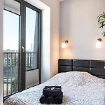 Prince Witold Near The Market Square 43 Ksiecia Witolda Street 公寓式酒店 3*