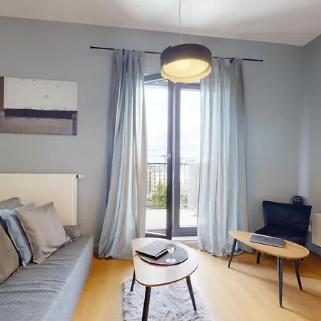 Prince Witold Near The Market Square 43 Ksiecia Witolda Street アパートホテル