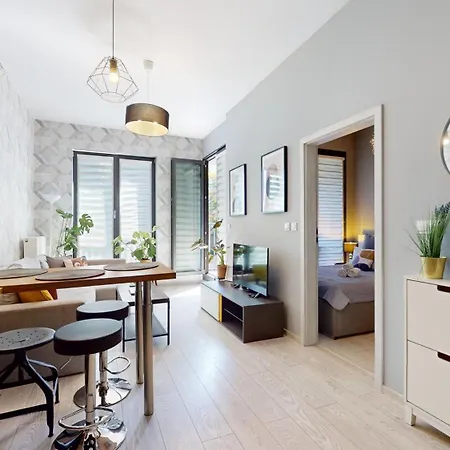 Prince Witold Near The Market Square 43 Ksiecia Witolda Street アパートホテル