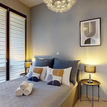 アパートホテル Prince Witold Near The Market Square 43 Ksiecia Witolda Street